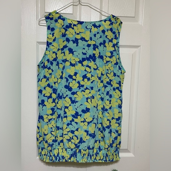 Lane Bryant Ruffled Green and Blue sleeveless Blouse with Peter Pan collar - Picture 4 of 8